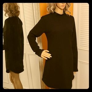 HYFYVE Ribbed Mock Turtleneck Dress